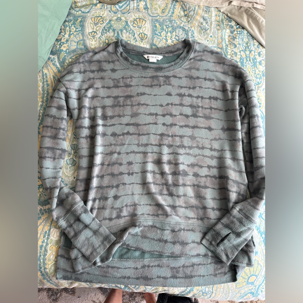 Athleta Soft Pullover